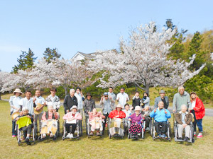 暖かくなってのお花見